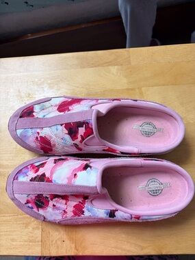 Women’s Easy Spirit Traveltime